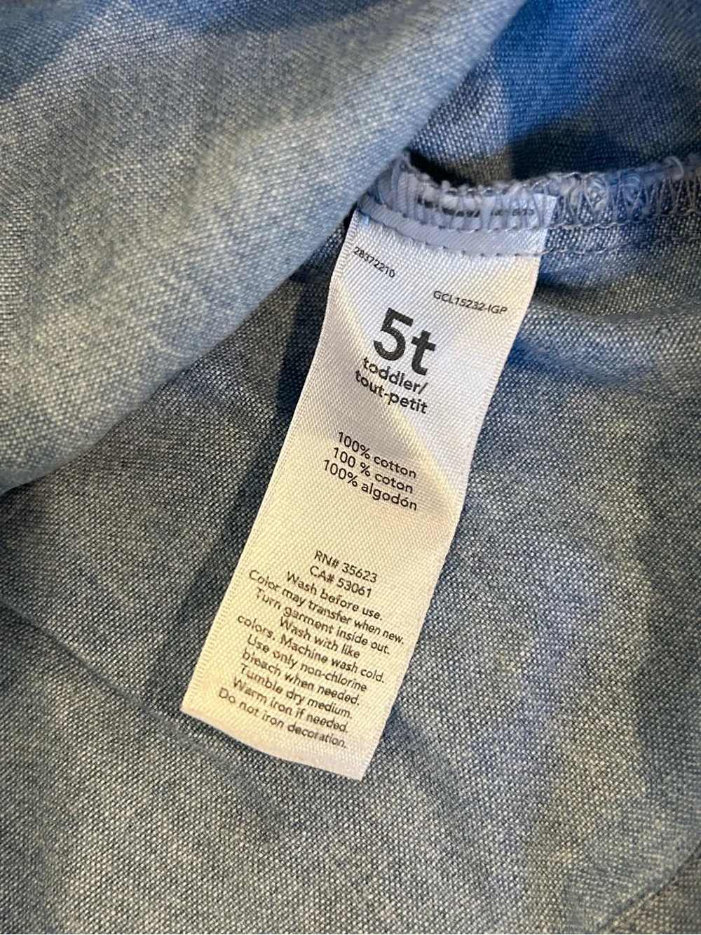 Carter’s girls chambray blouse. Size 5.